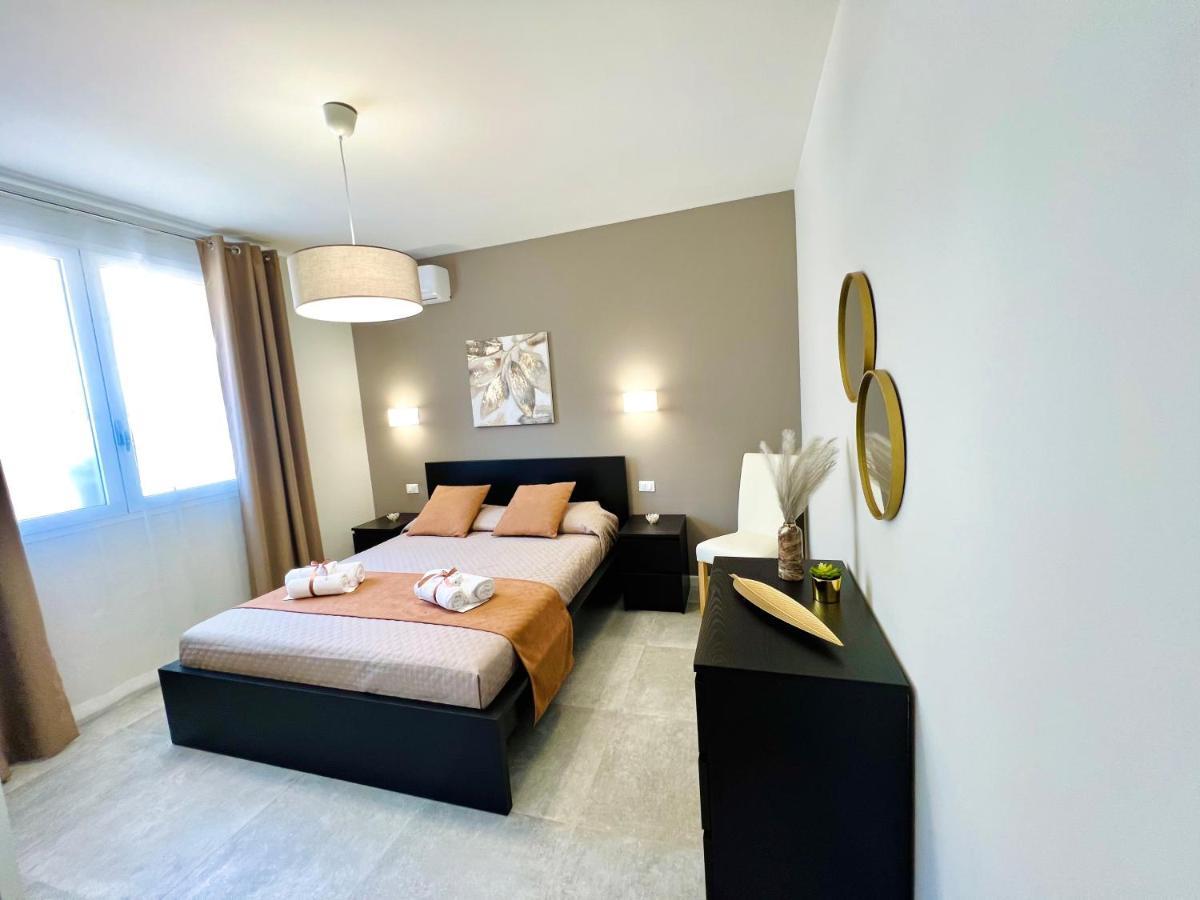 Piante Del Principe Apartment Carini Bagian luar foto